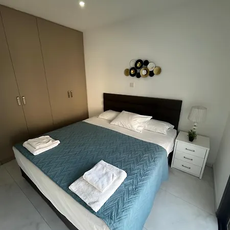 Sia-serenity Finikoudes Larnaca